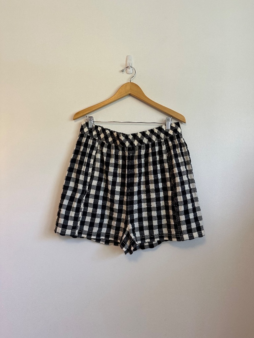 NWT Free People Get Free Seersucker Pull On Shorts in Black and White | Size XL - Picture 6 of 11